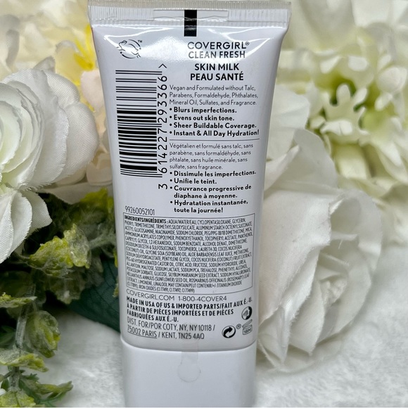 ❌SOLD❌ COVERGIRL NEW Clean Fresh Skin Milk Nourishing Foundation VeganFair Light - Picture 4 of 10